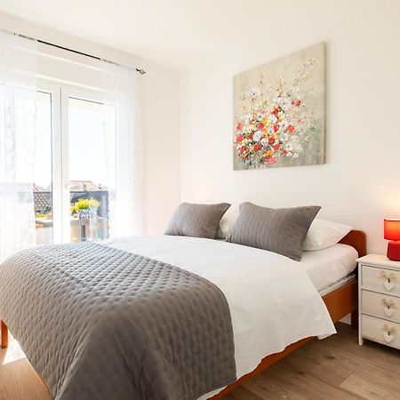 Sunny Island Apartment Trogir Zewnętrze zdjęcie
