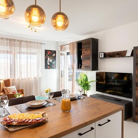 Sunny Island Apartment Trogir Zewnętrze zdjęcie