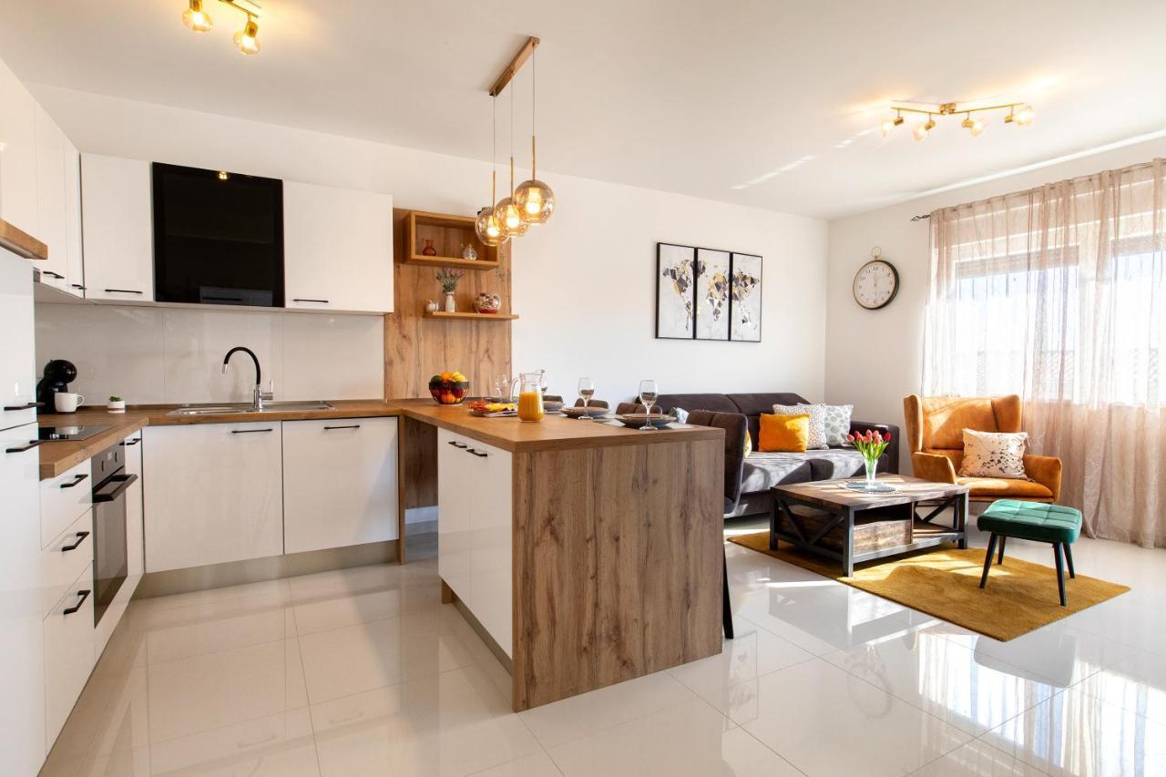 Sunny Island Apartment Trogir Zewnętrze zdjęcie